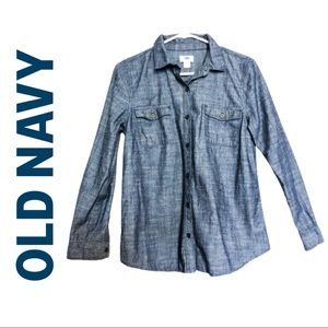 Old Navy Women’s Chambray Button Down Shirt - S